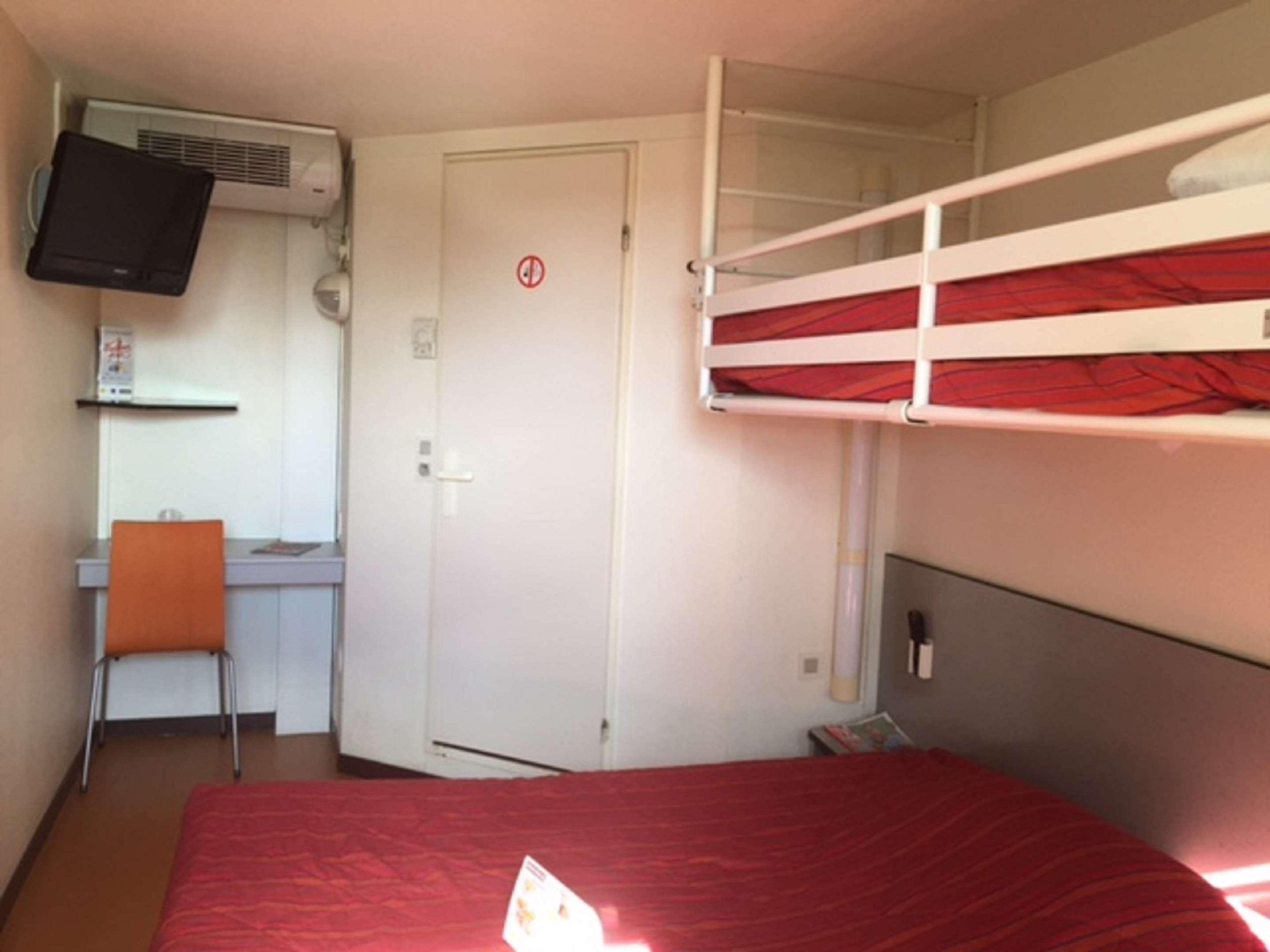 Kyriad Niort - La Creche Exteriér fotografie
