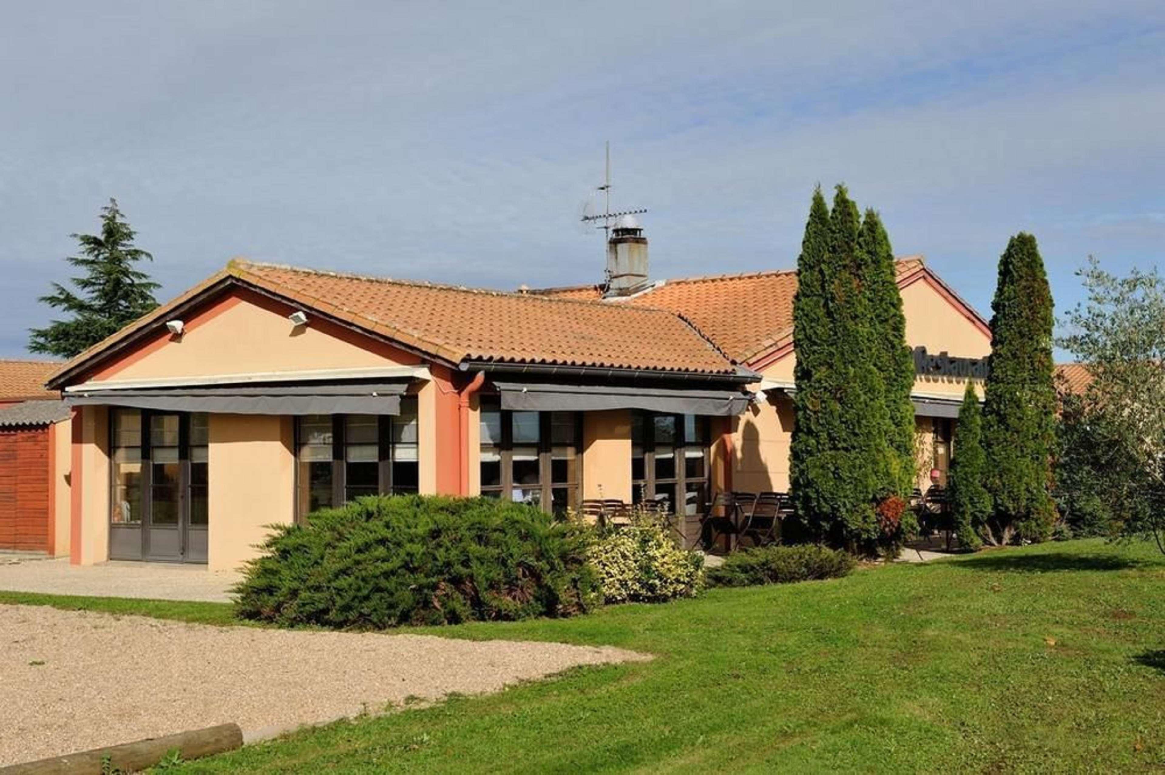 Kyriad Niort - La Creche Exteriér fotografie