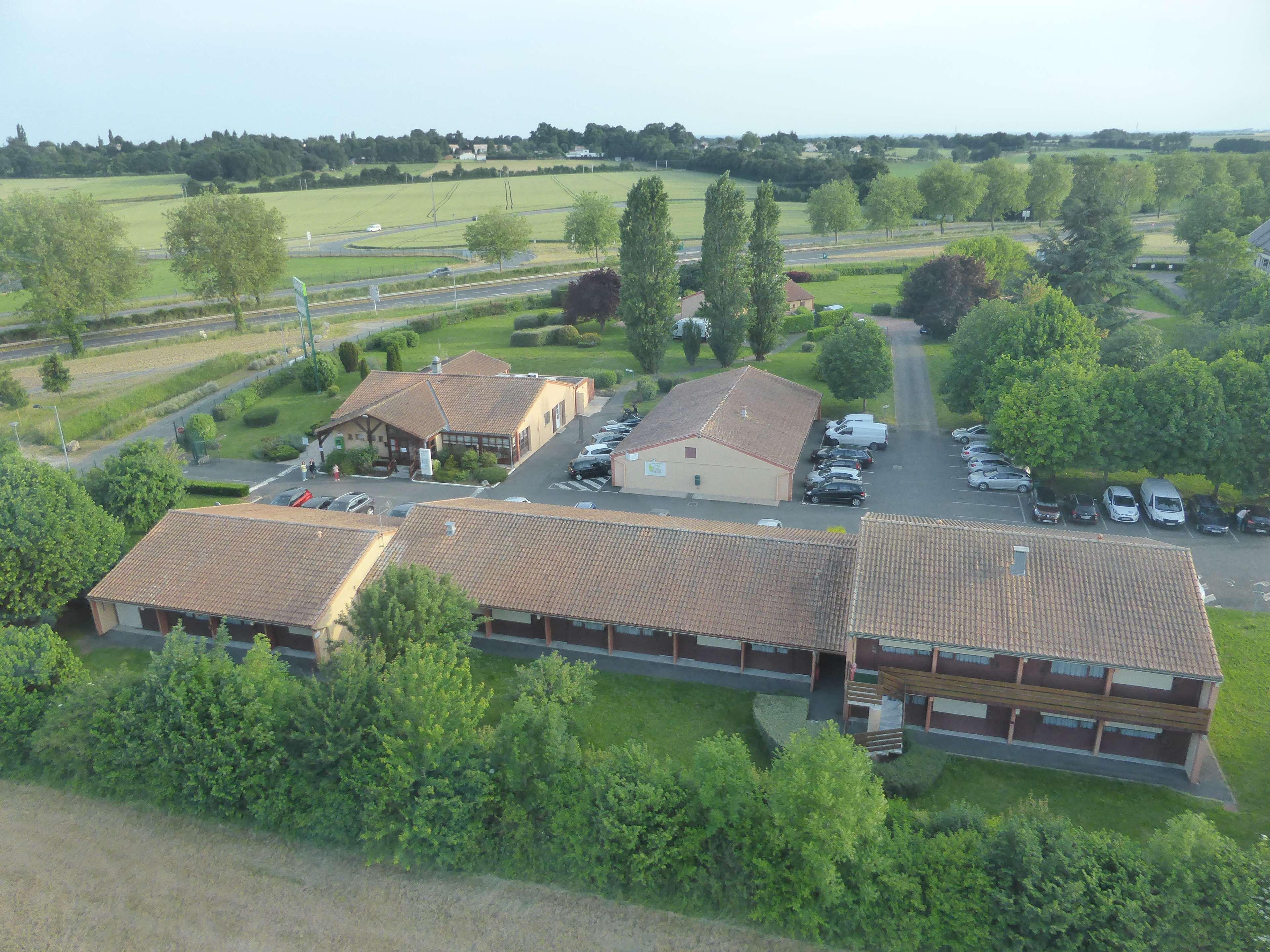 Kyriad Niort - La Creche Exteriér fotografie