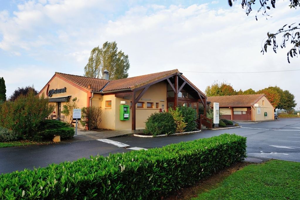 Kyriad Niort - La Creche Exteriér fotografie