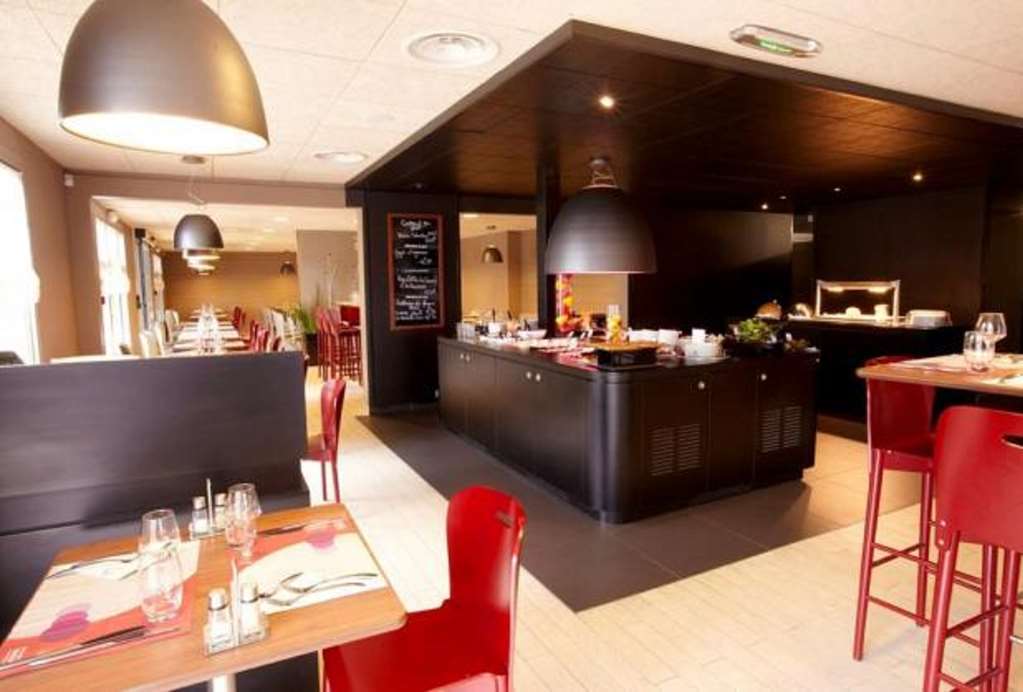 Kyriad Niort - La Creche Restaurace fotografie