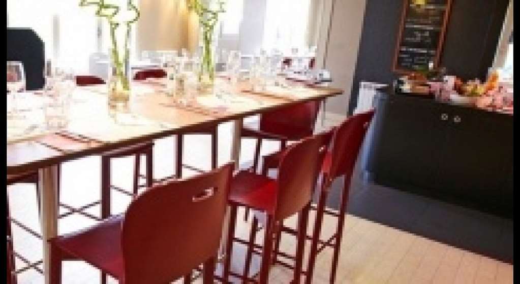 Kyriad Niort - La Creche Restaurace fotografie